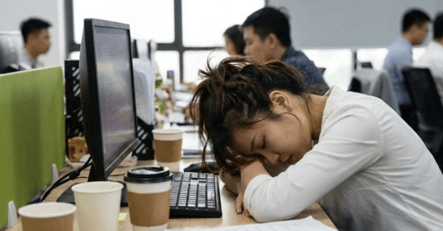 Ảnh bìa minh họa Bí quyết tỉnh táo không dùng caffeine